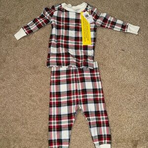Old Navy Kids Plaid Pajama Set - Red, Black, White